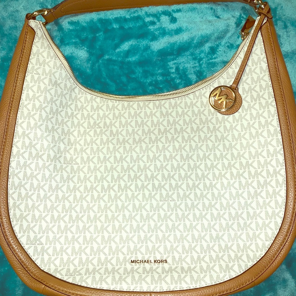 Michael Kors Lydia Large Hobo Signature Bag